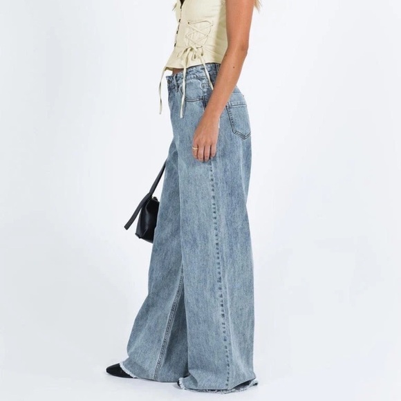 Lioness Women's Flare & Wide Leg Jeans - Blue - Picture 5 of 9